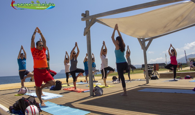 Yoga vista mare in centro storico!