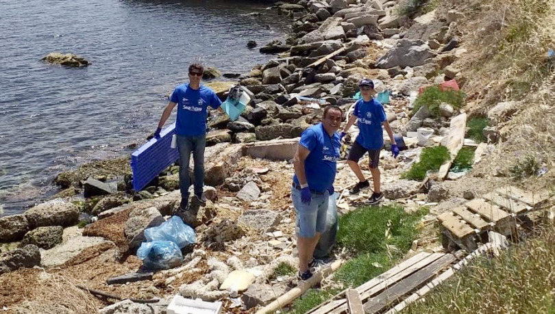 Insieme al parco per pulire la costa